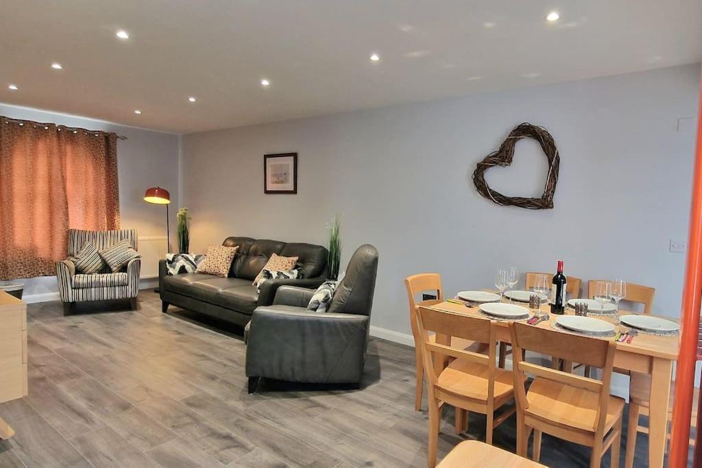 Sea View Luxury 5 Star Cottage Near Milford Marina Milford Haven Exterior foto